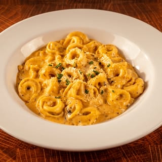 Oven-baked Cheese Tortellini